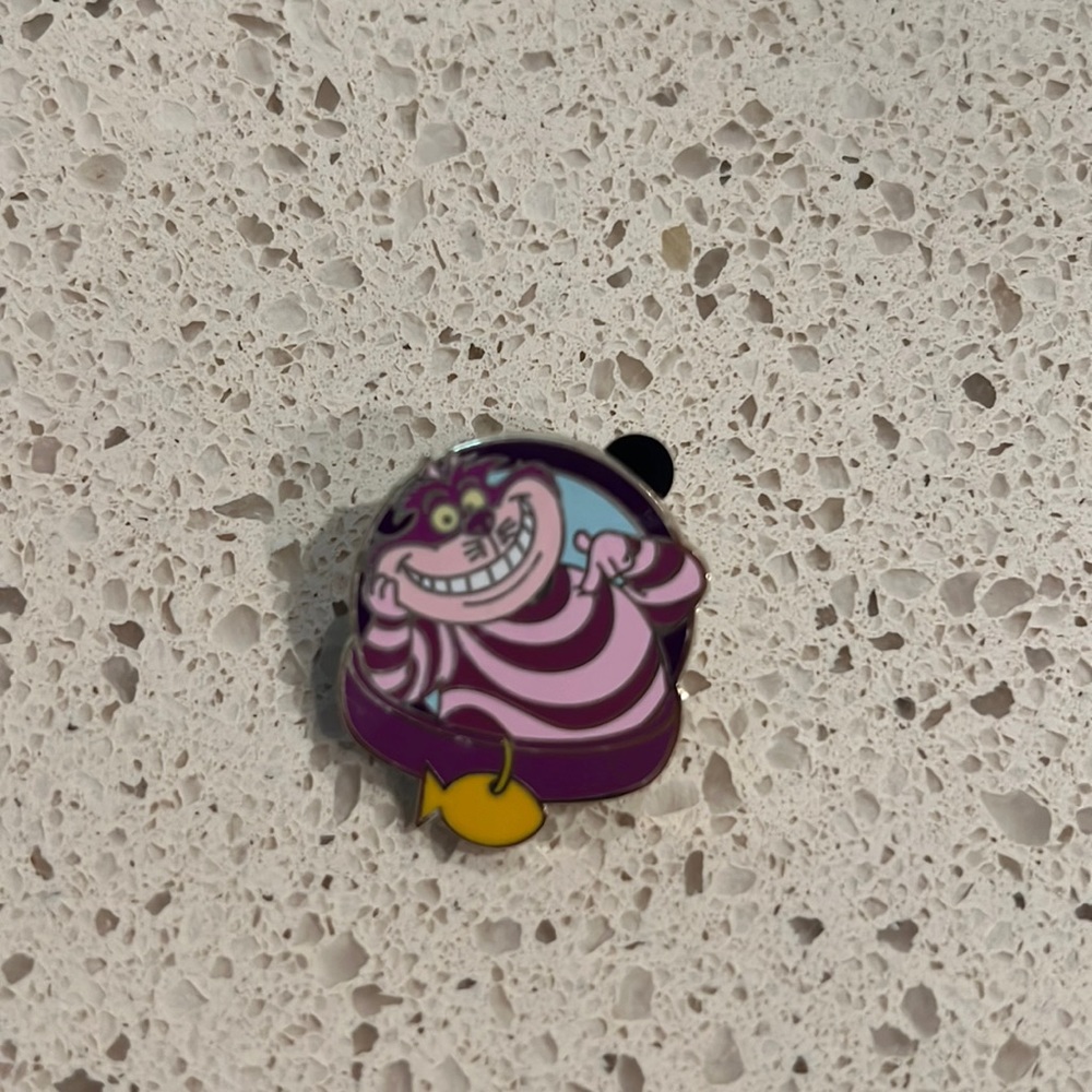 Cheshire Cat Pin⬇️ FINAL PRICE DROP⬇️
